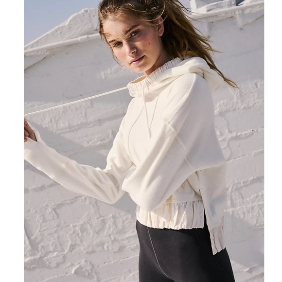 FP Movement Snood Mood Layer in Ivory/Sage. Size Small. NWOT - Picture 3 of 15